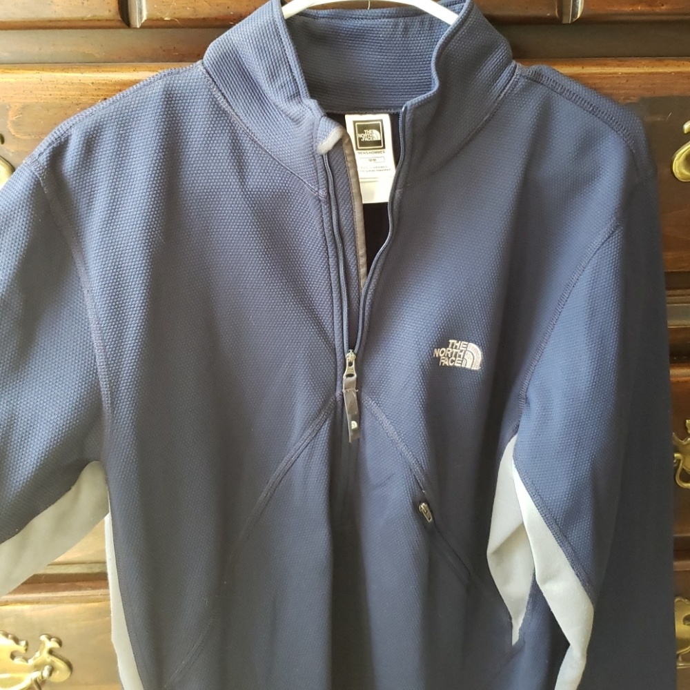 The North Face Mens three quarter zip up